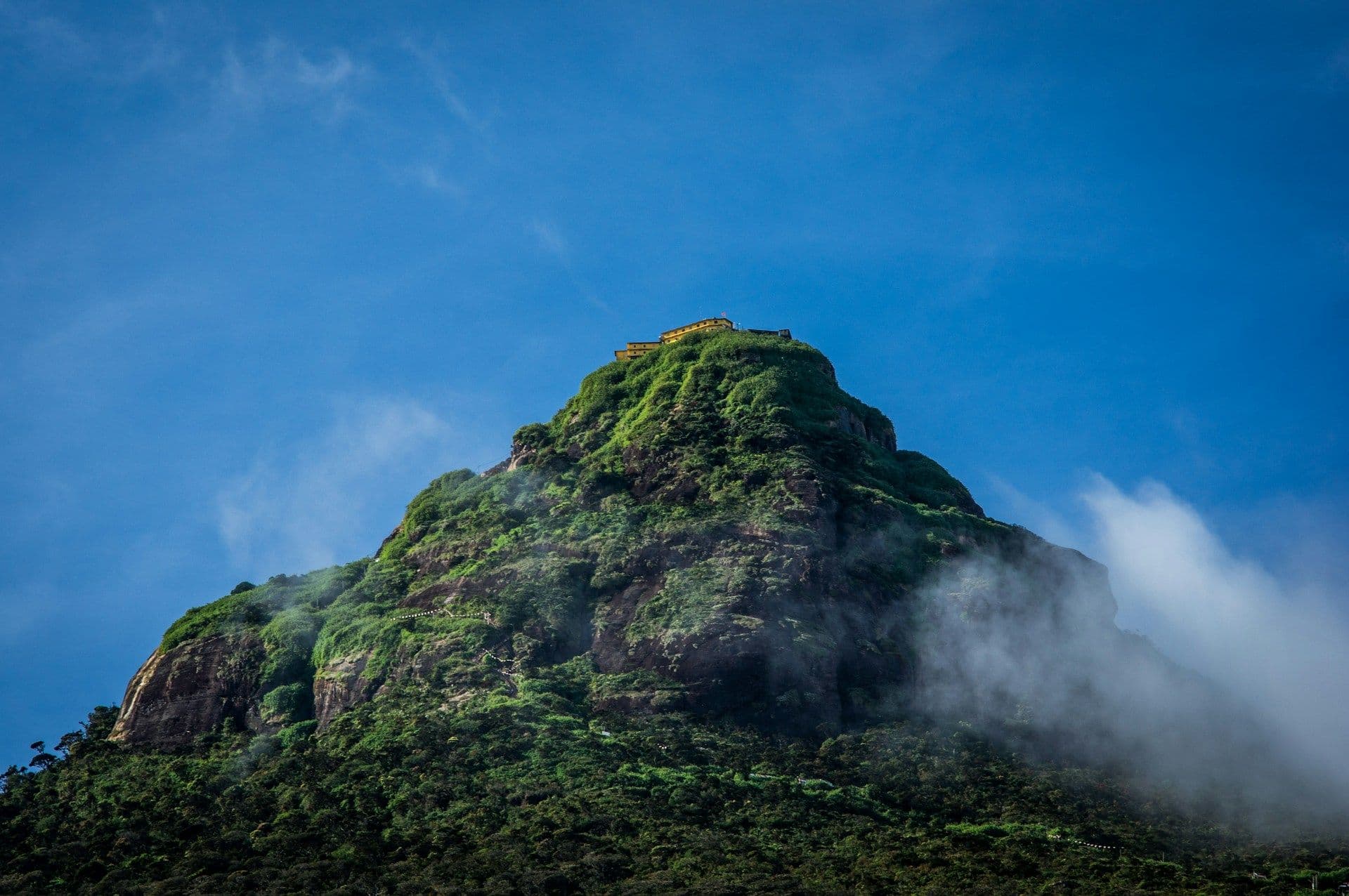Hiking & Trekking in Sri Lanka: Best Trails for Adventure Lovers